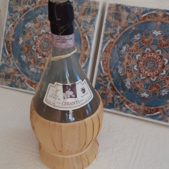 Wine bottle decor - Picture 5 of 5